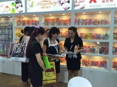 广口奶瓶工厂-防城港奶瓶工厂-新优怡