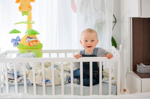 央视点名问题婴儿床 婴童产品有哪些国内外安全标准