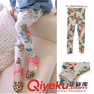 2015年秋季韩版女童碎花弹力打底裤新品介绍